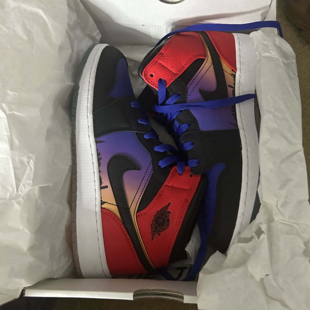 Jordan 1 mid skyline